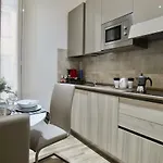 Lepetit De Luxe *