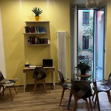 Lepetit De Luxe * Milan