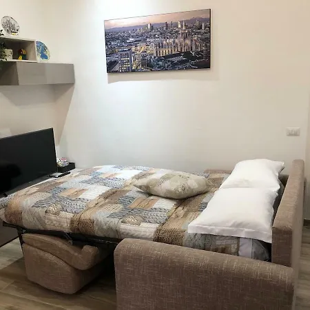 Lepetit De Luxe Lägenhet Milano
